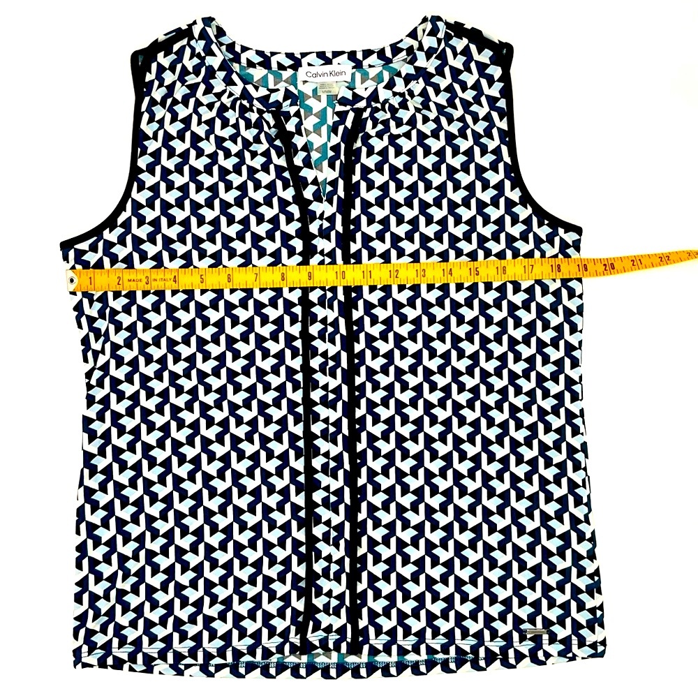 NWOT Calvin Klein Sleeveless Top, Medium